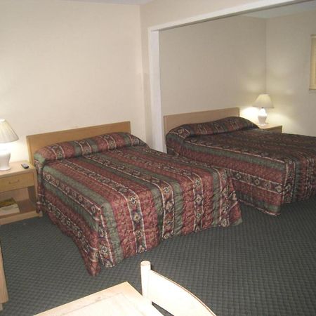 טסוואסן Beach Grove Motel מראה חיצוני תמונה